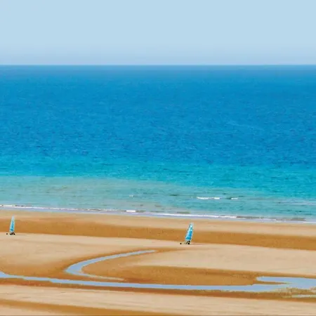 Le Green Beach 2P 4/5 アパート *